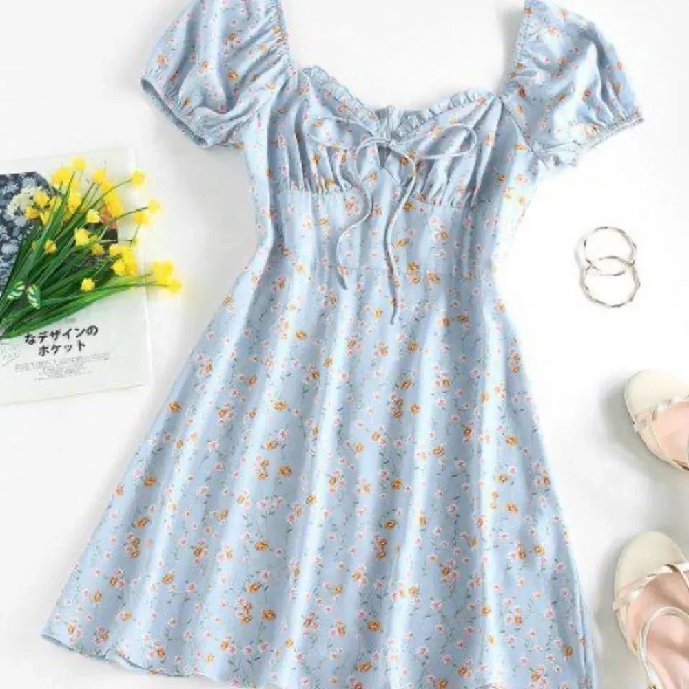 ✨ ZAFUL Ditsy Floral Puff Sleeve Milkmaid Dress✨